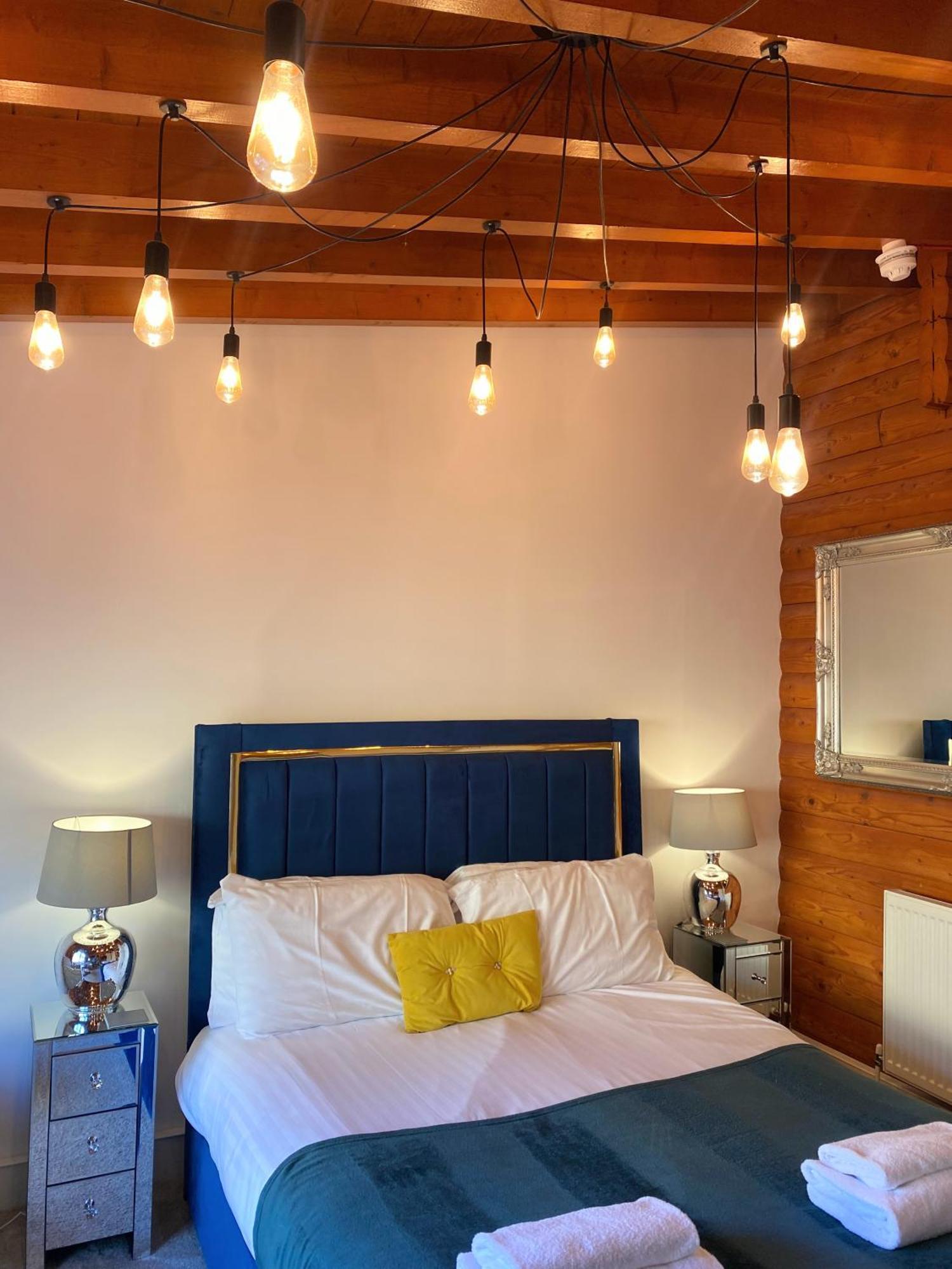 Kaoglen Squirrel Drey-Hot Tub-Pet Friendly-Perth Balnald Exterior foto