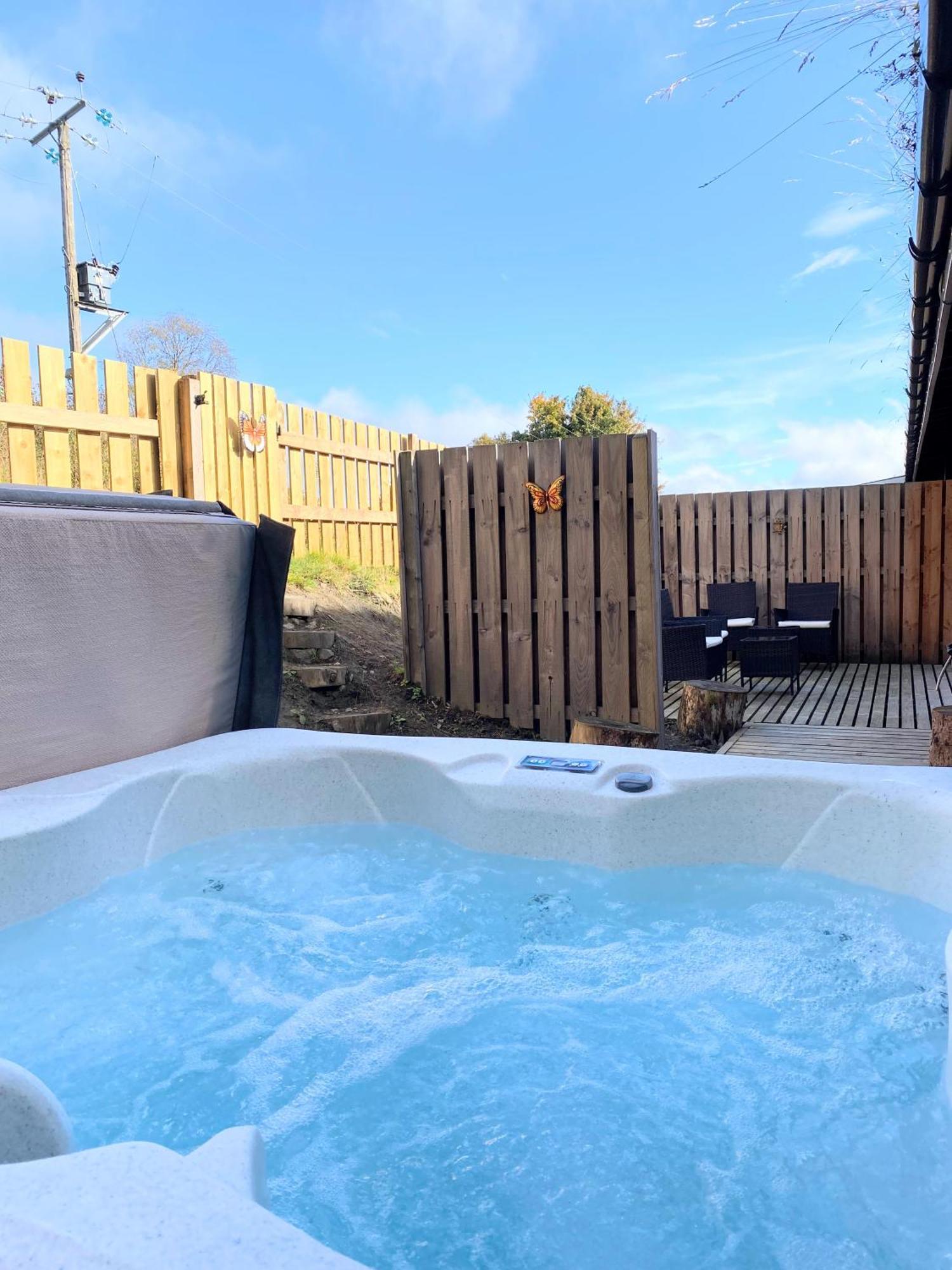 Kaoglen Squirrel Drey-Hot Tub-Pet Friendly-Perth Balnald Exterior foto